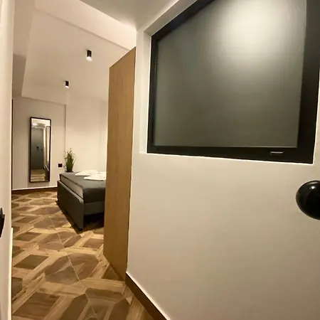Sunshine Cozy Basement Apartament